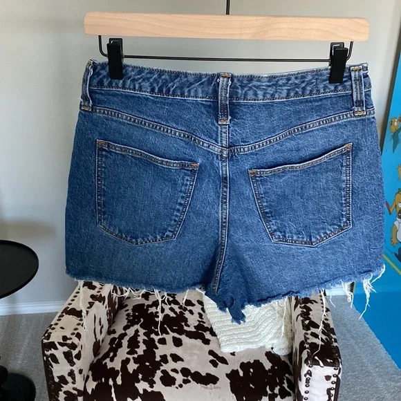 Universal Thread denim shorts - Picture 3 of 3